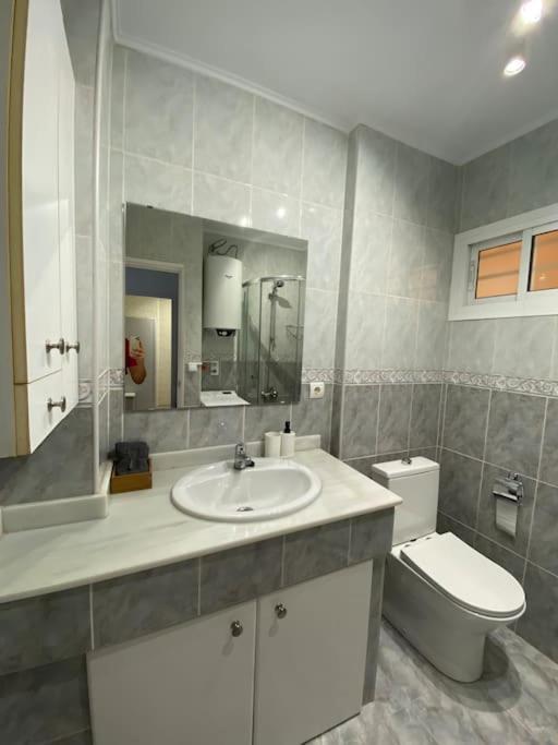 Apt Moderno Con Vistas, Recepcion 24 Hs Y Piscinas Benalmadena Bagian luar foto