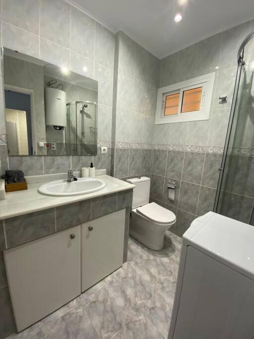Apt Moderno Con Vistas, Recepcion 24 Hs Y Piscinas Benalmadena Bagian luar foto