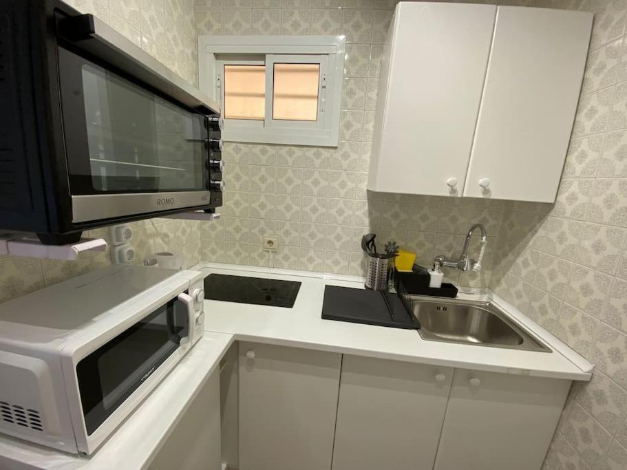Apt Moderno Con Vistas, Recepcion 24 Hs Y Piscinas Benalmadena Bagian luar foto