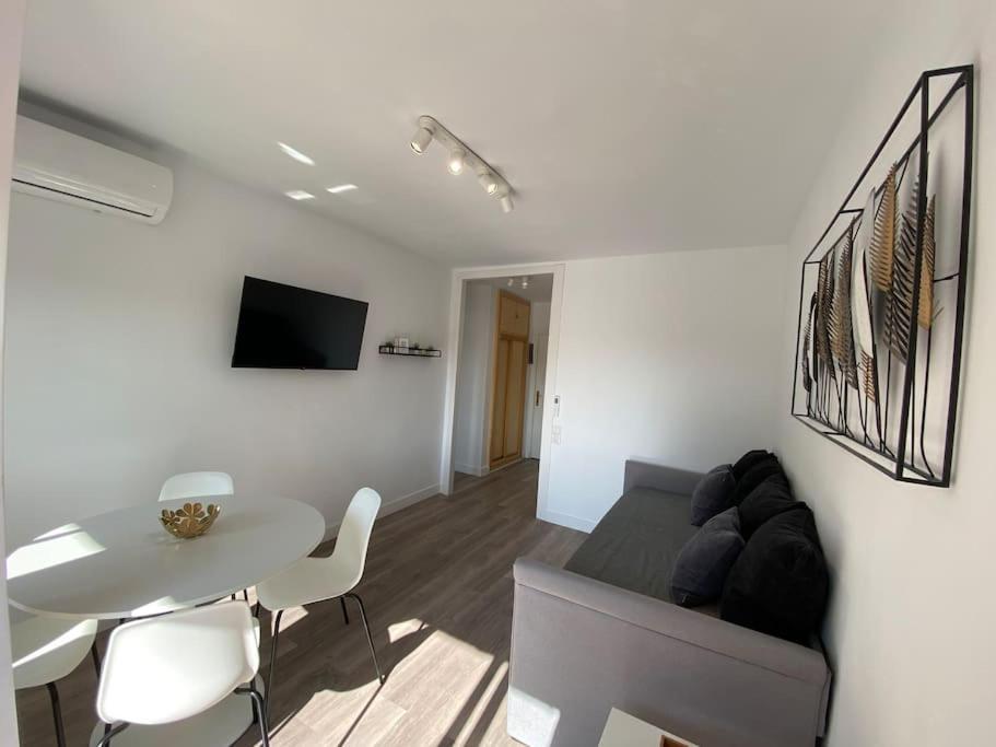 Apt Moderno Con Vistas, Recepcion 24 Hs Y Piscinas Benalmadena Bagian luar foto