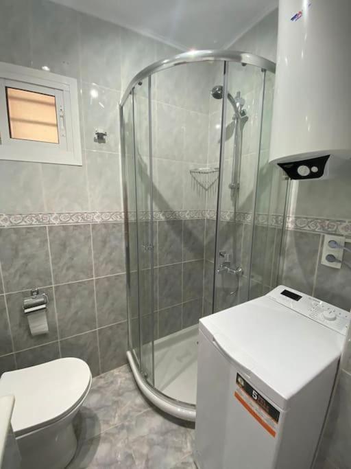 Apt Moderno Con Vistas, Recepcion 24 Hs Y Piscinas Benalmadena Bagian luar foto